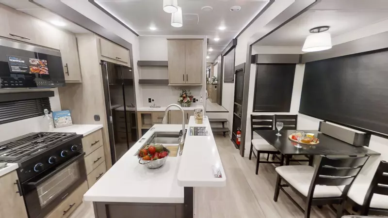 32BAM Floorplan Main Room